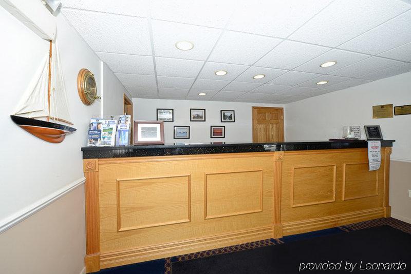 Americas Best Value Inn - Petoskey Interior photo